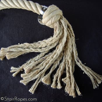 Matthew Walker knot tassel in hemp with plaited ends Matthew Walker knot tassel in hemp with plaited ends