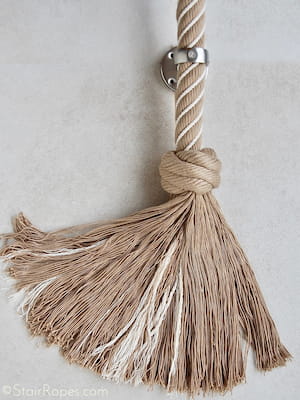Matthew Walker tassel in POSH wound Matthew Walker tassel in POSH wound