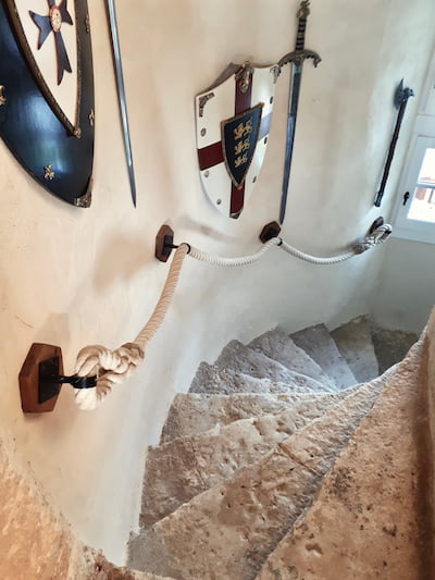 positioning fittings for steep stairs