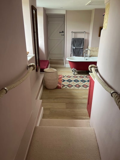 Customer Bathroom hand rail in Wound hemp rope with stainless steel fittings
